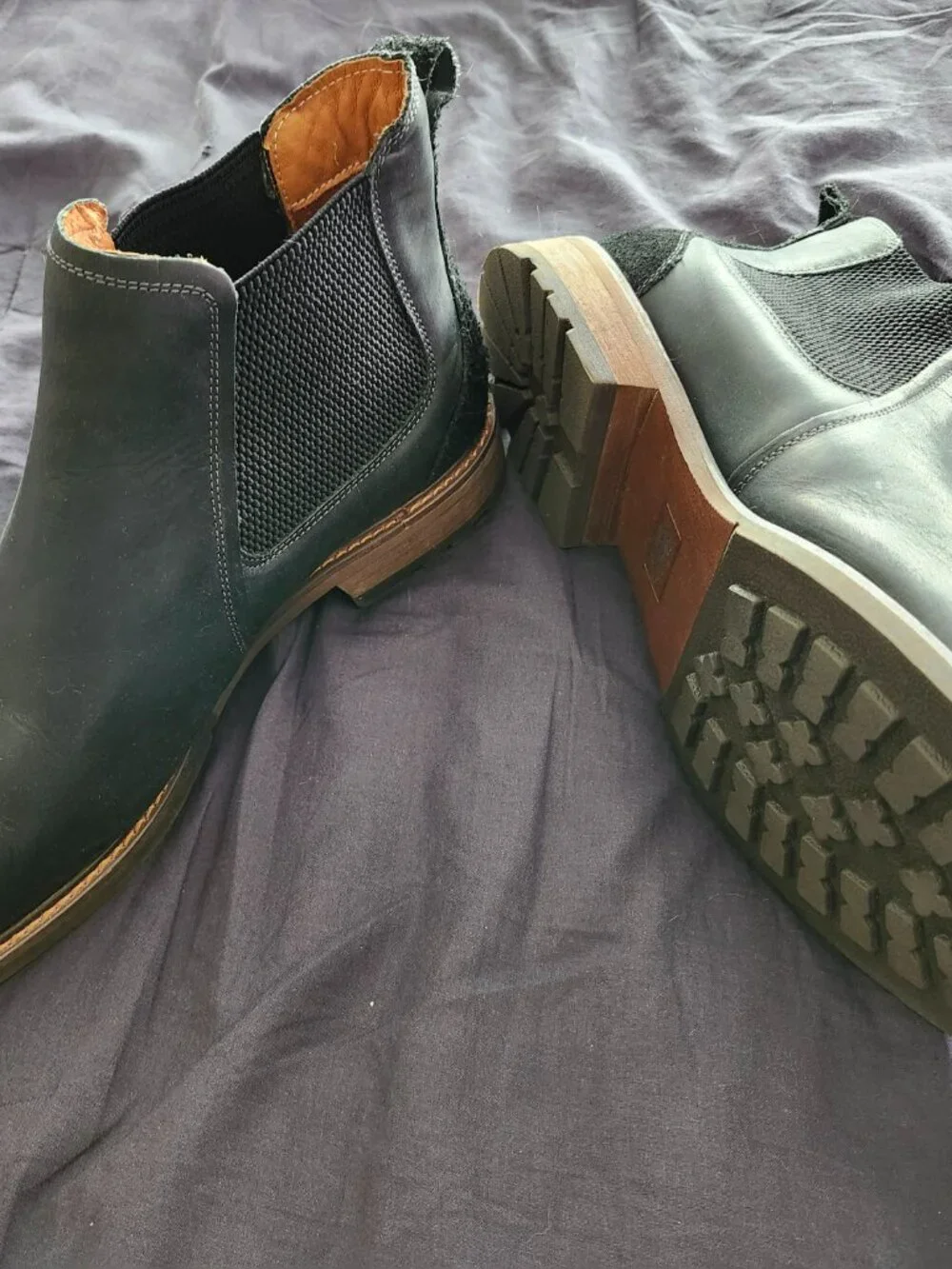 Florsheim Chelsea Boots, Black, SIZE 11.5